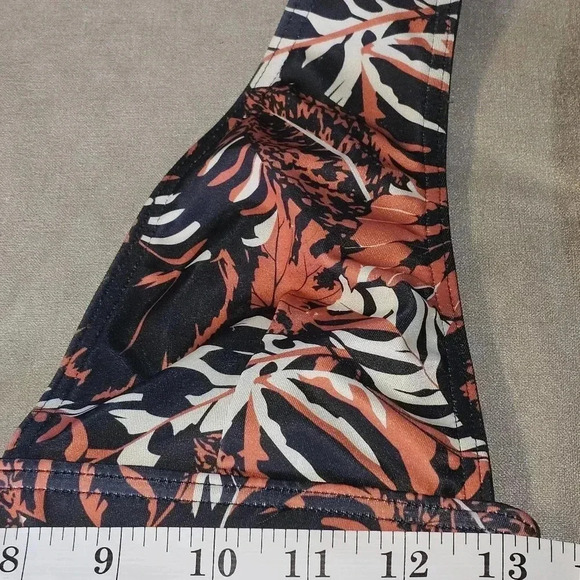 Nasty Gal Just Add Water Leaf Halter Bikini Top And BottomSZ 6 - Picture 11 of 16